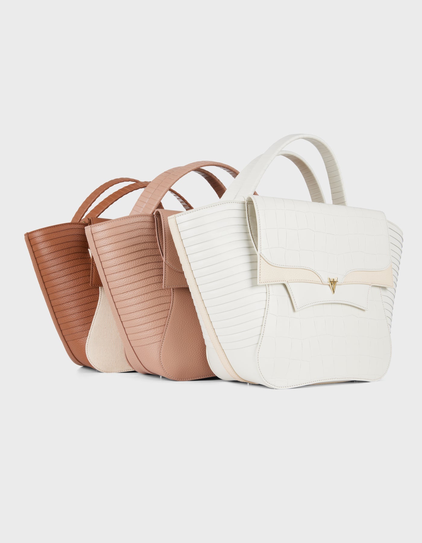 Hiva Atelier | Orbis Tote Bag Peach Sand | Beautiful and Versatile